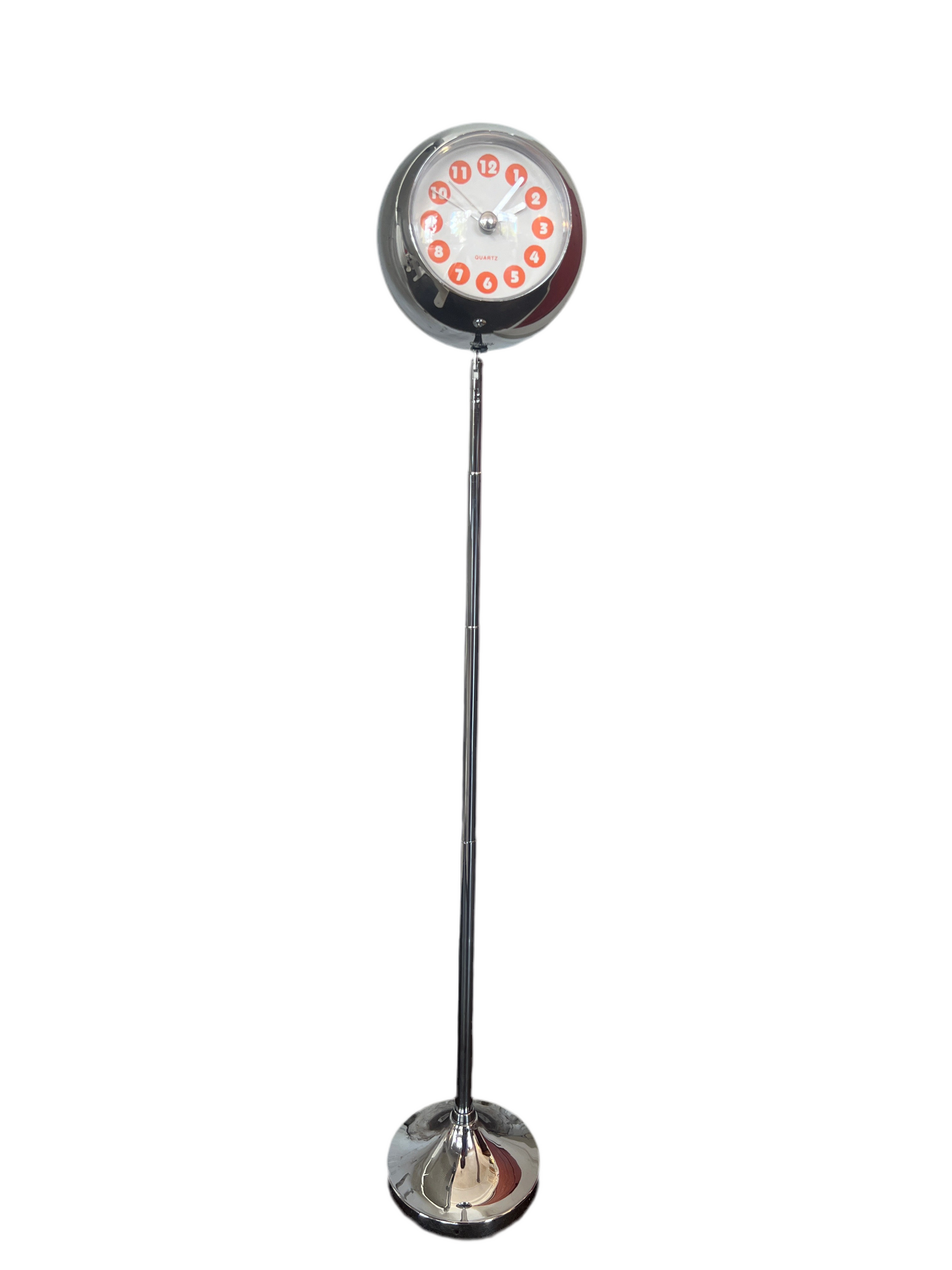 Space age clock quartz