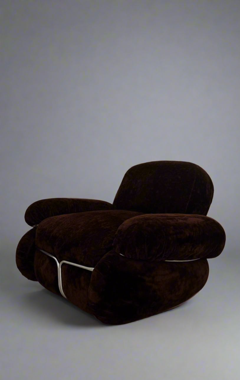 Italian 70’s older version of Adriano Piazzesi Okay chair.