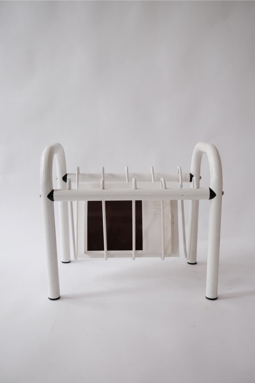 Magazine holder