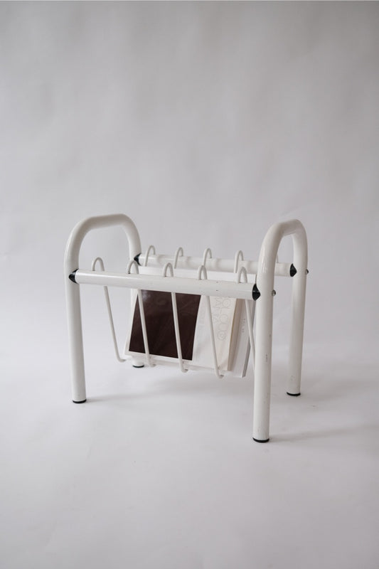 Magazine holder