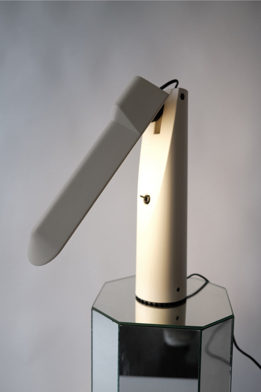 Picchio Desk Lamp By Isao Hosoe – 1980s Italian Design – LéLé