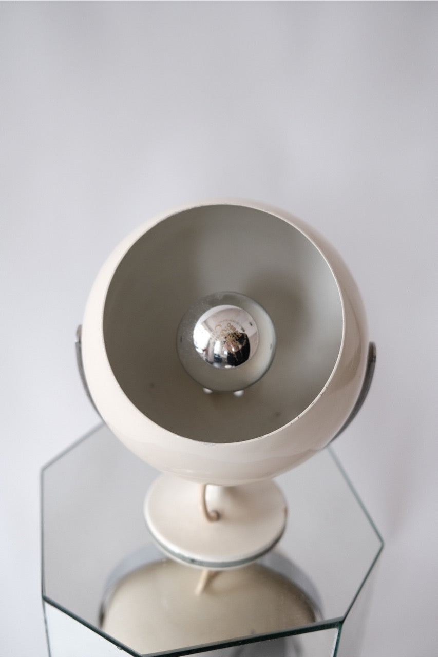 Spaceage eyeball desk lamp