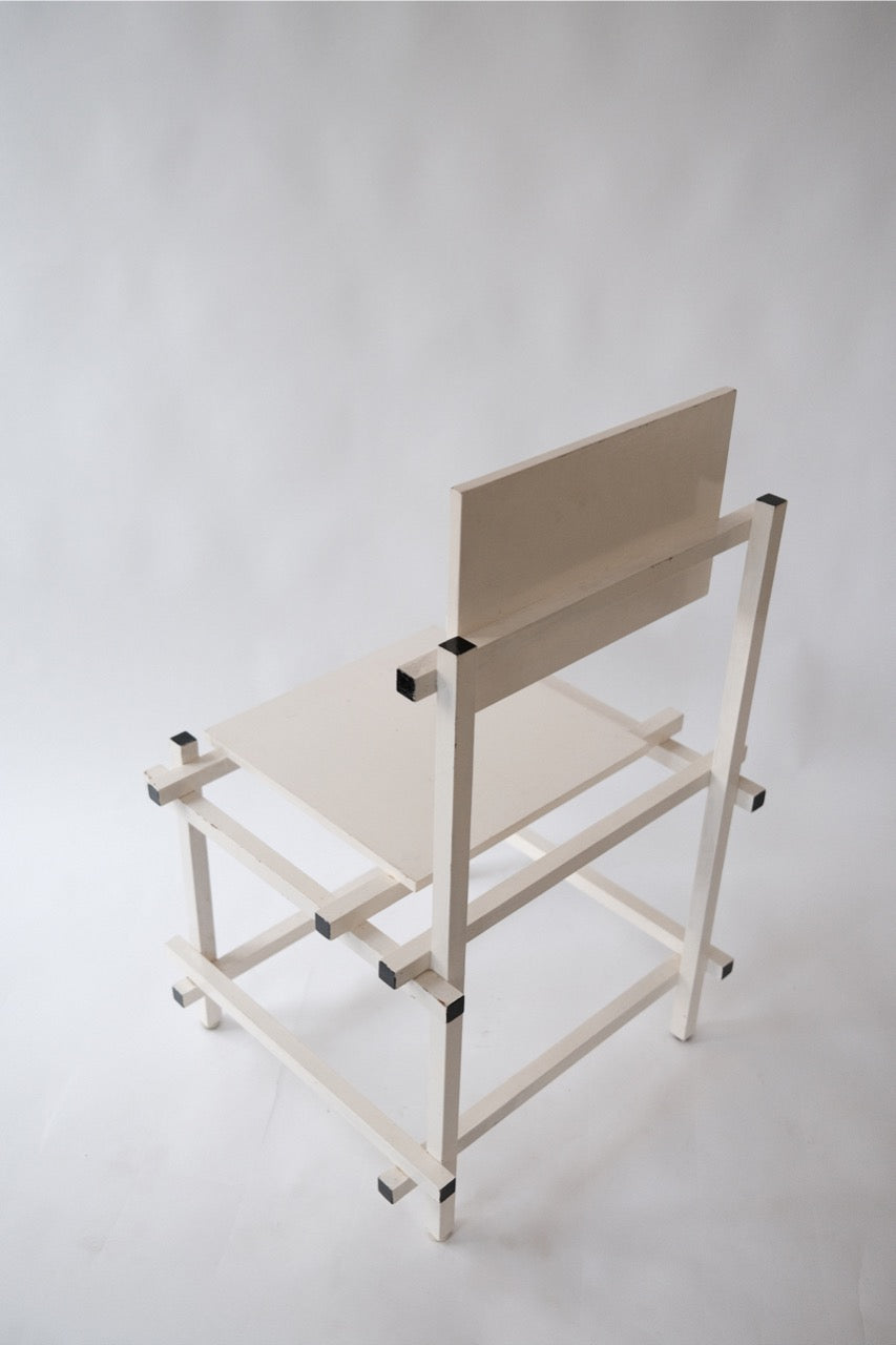 Dinning chair Hoge Stoel by Gerrit Rietveld